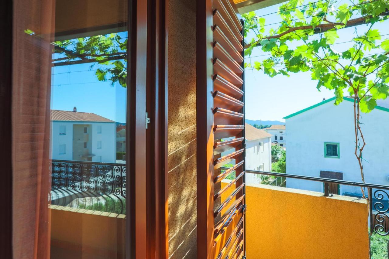 Apartments And Rooms Sinka Biograd Na Moru Dış mekan fotoğraf