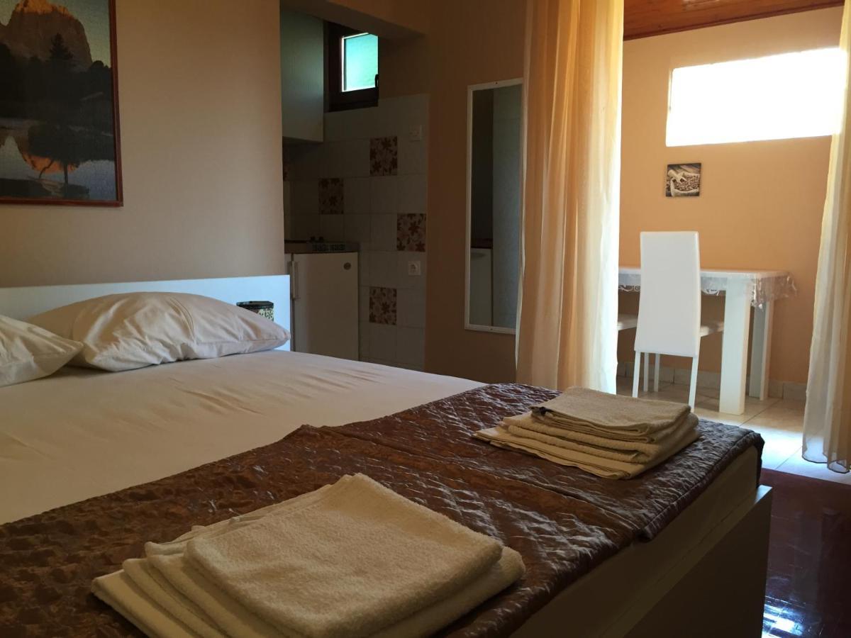 Apartments And Rooms Sinka Biograd Na Moru Dış mekan fotoğraf