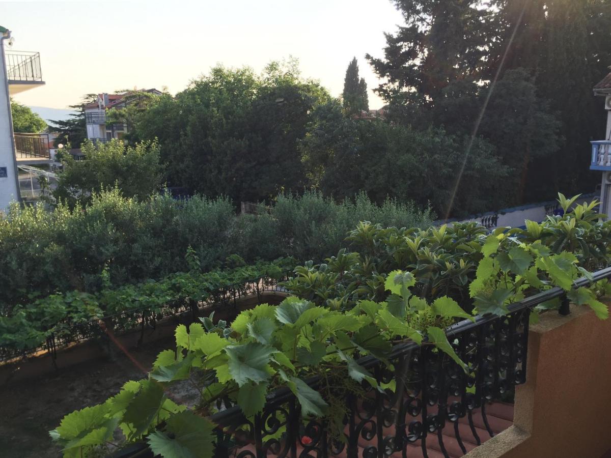 Apartments And Rooms Sinka Biograd Na Moru Dış mekan fotoğraf